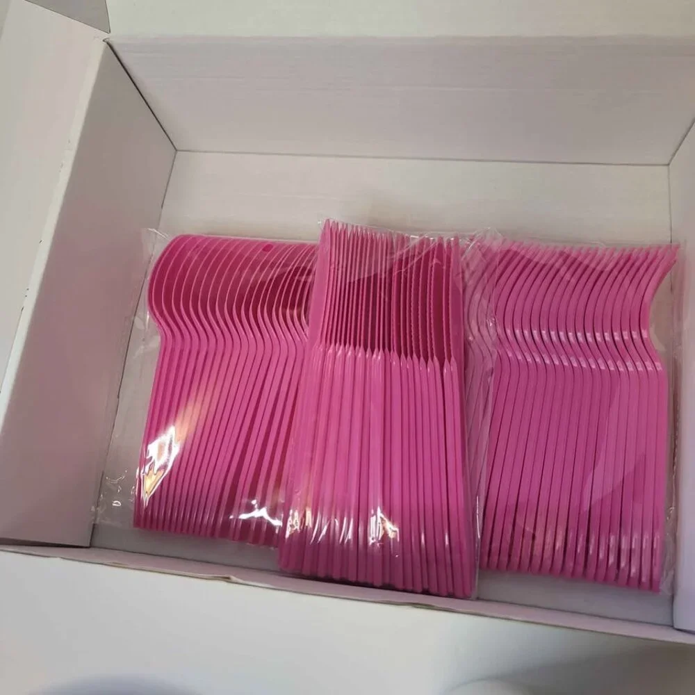 194 Piece Softball Party Supply Kit - Service for 24